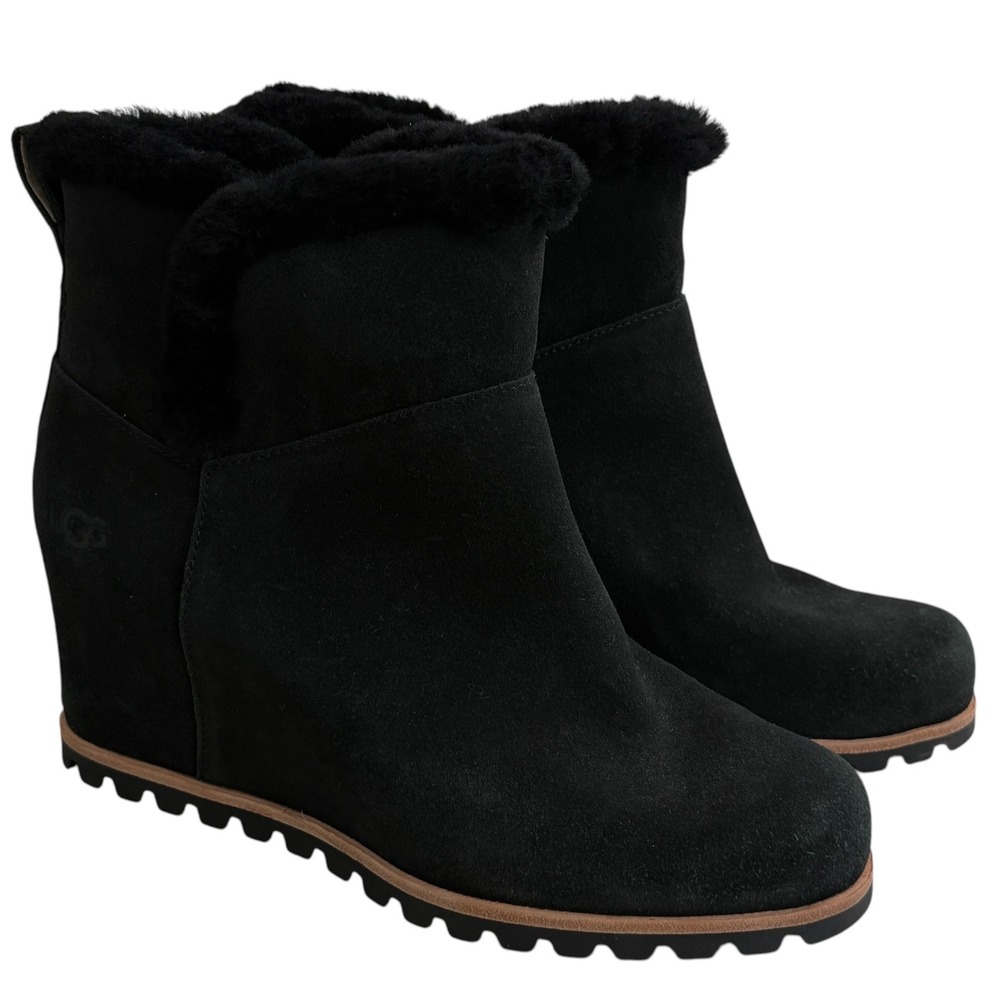 UGG Black Suede Wedge Ankle Boots Faux Fur Trim Seyline Women's Size 9 New
